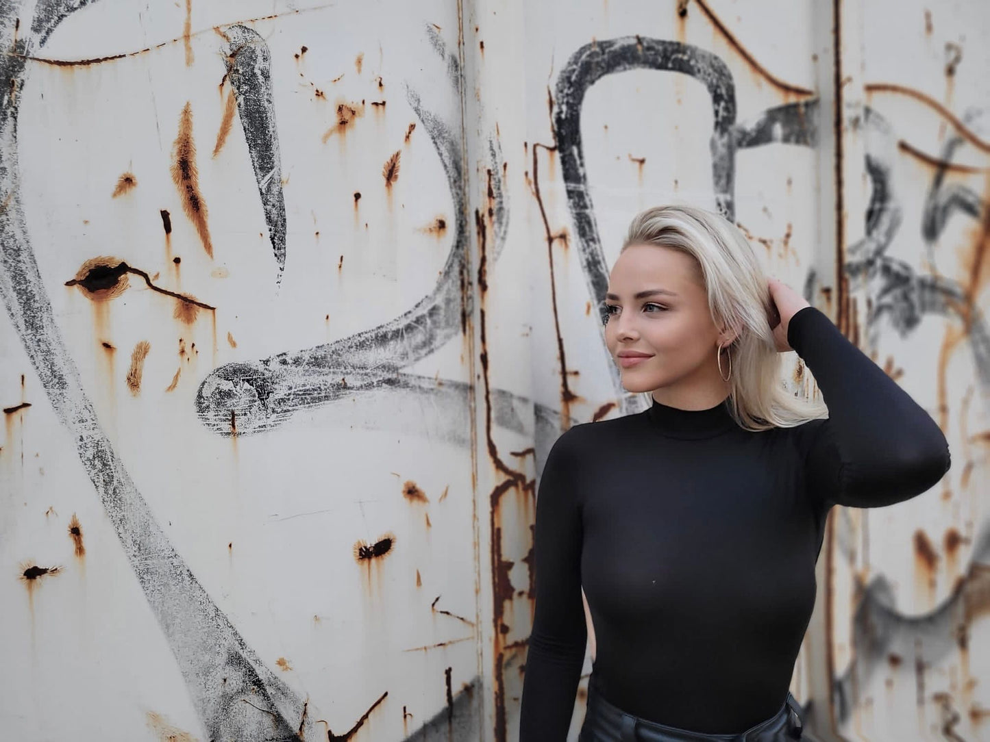 Ansatz bei Blond